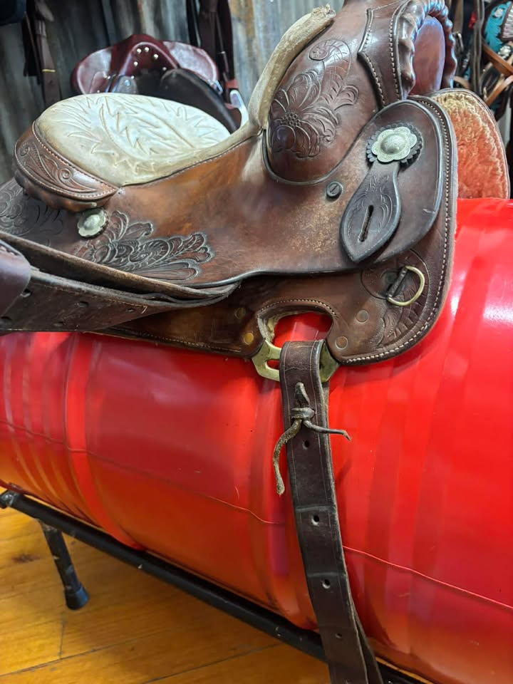 Alan Hartley ROPING SADDLE