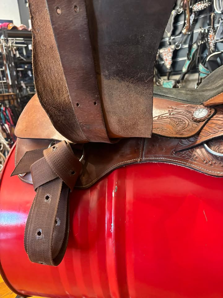 AUS MADE UNBRANDED WESTERN TRAIL SADDLE USED