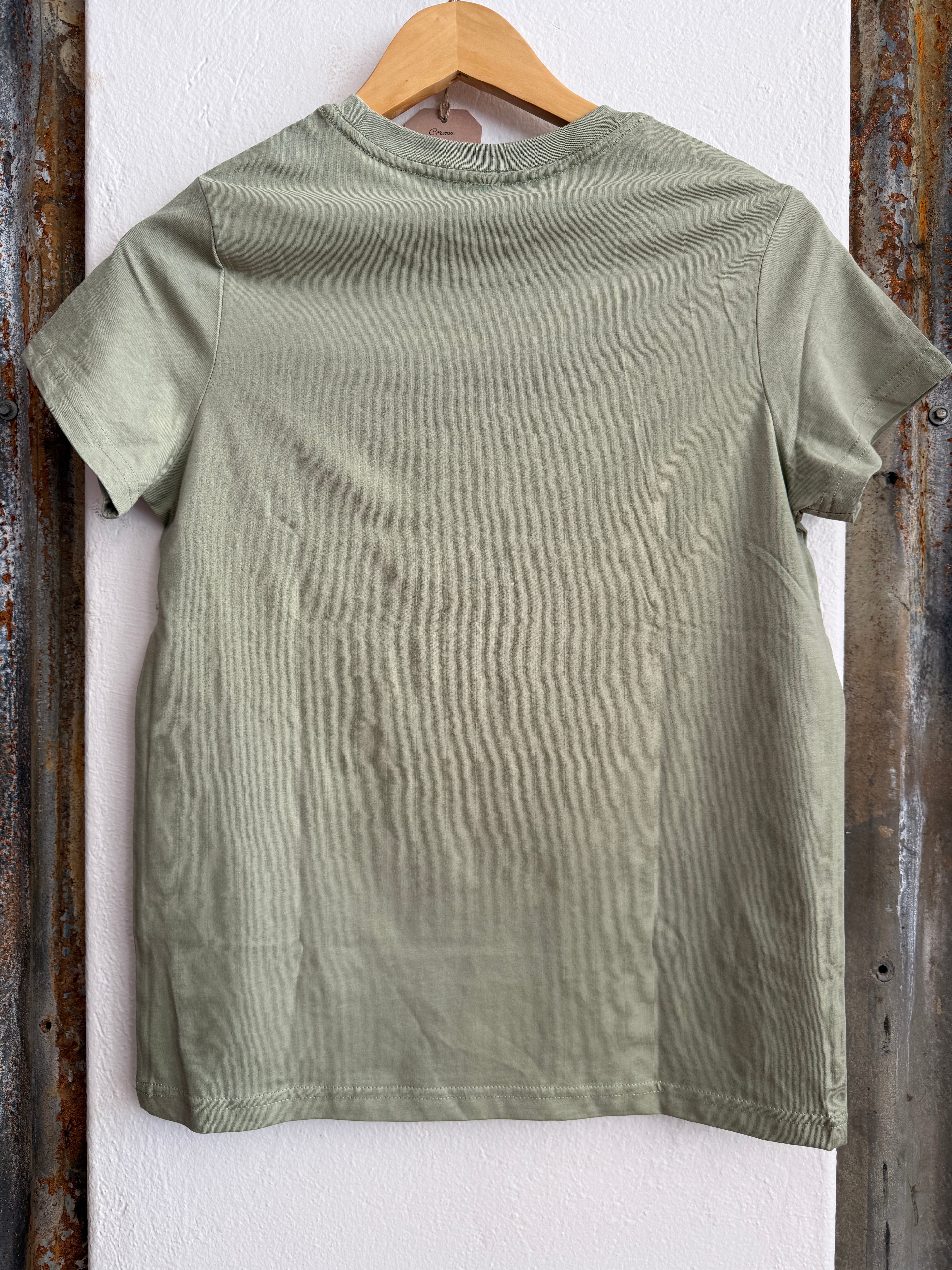 The Rusty Spur Co. Deluxe T-Shirt Women's